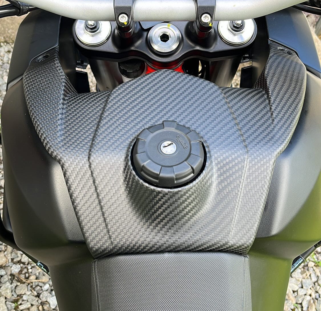 Cache boîte à air carbone Aprilia Tuareg 2022-2025