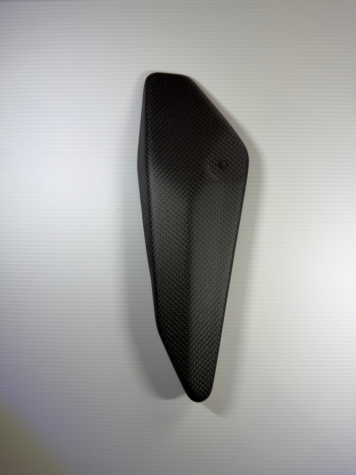 Petit cache moteur droite MV Agusta Brutale 1000 RR 2020-2025