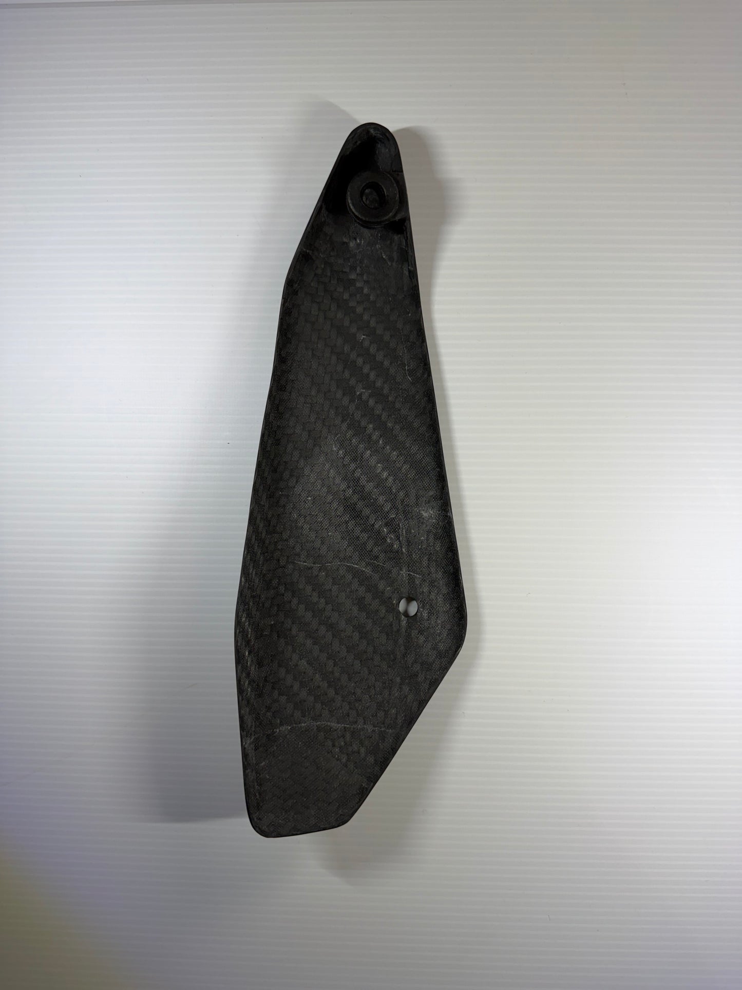 Petit cache moteur droite MV Agusta Brutale 1000 RR 2020-2025